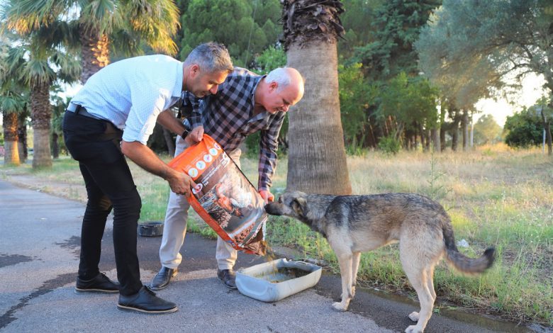 Menderes Belediyesi can dostları unutmadı