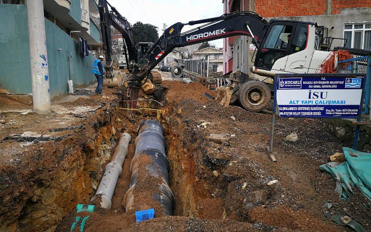 Kocaeli Dilovası’nda altyapı ve üstyapı çalışmaları sürüyor Kocaeli Dilovası’nda altyapı ve üstyapı çalışmaları sürüyor