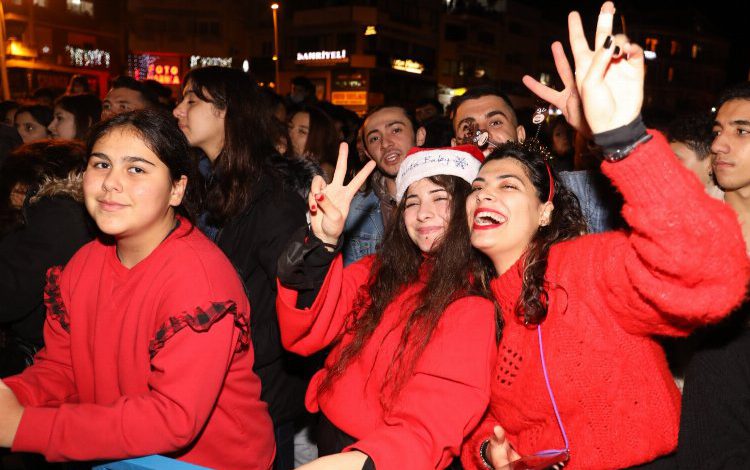Muğla Marmaris’te yeni yıla güzel başlangıç Muğla Marmaris’te yeni yıla güzel başlangıç