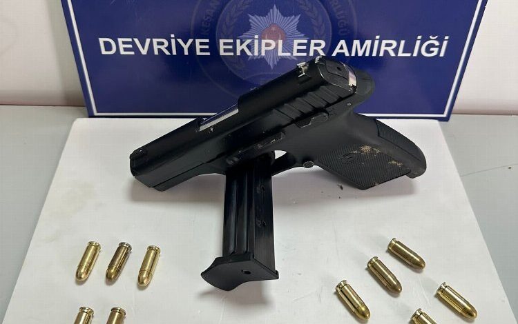 Keşan’da ruhsatsız silahla yakalandı Keşan’da ruhsatsız silahla yakalandı