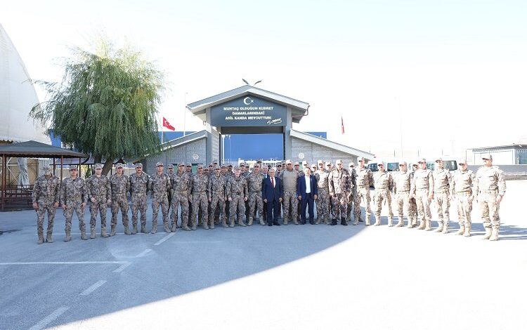 Kayseri protokolünden PÖH timlerine uğurlama Kayseri protokolünden PÖH timlerine uğurlama