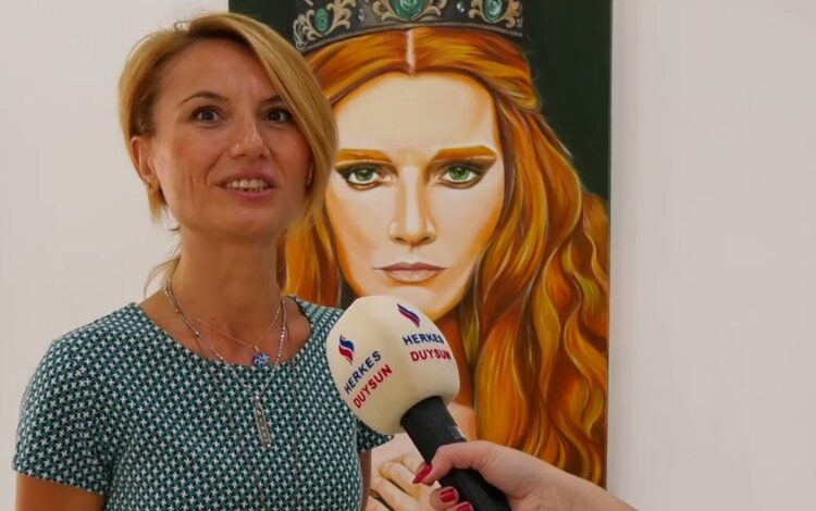 ‘Kadının Ruhu’nda duygular tuvallere yansıdı ‘Kadının Ruhu’nda duygular tuvallere yansıdı