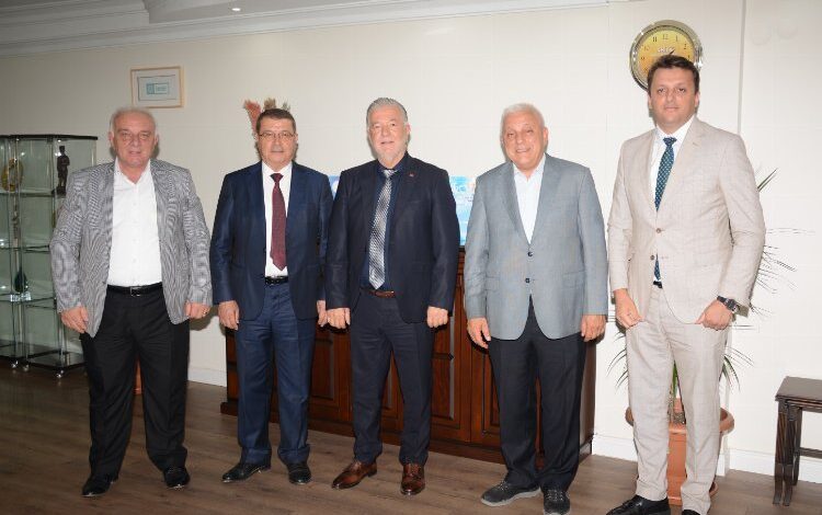 İzmir’den Bursa’ya ‘Esnaf Köprüsü’ İzmir’den Bursa’ya ‘Esnaf Köprüsü’