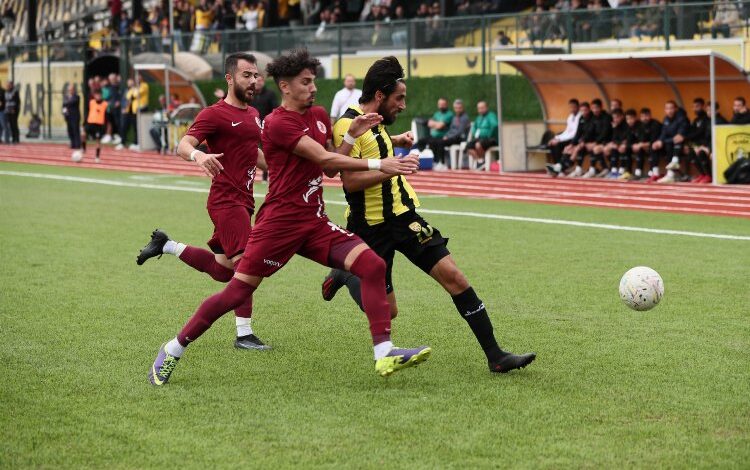 BAL’da Aliağaspor Kartalspor karşılaşması BAL’da Aliağaspor Kartalspor karşılaşması