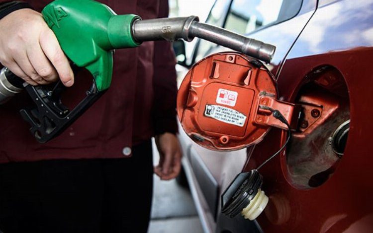 Benzine 96 kuruş zam geliyor Benzine 96 kuruş zam geliyor