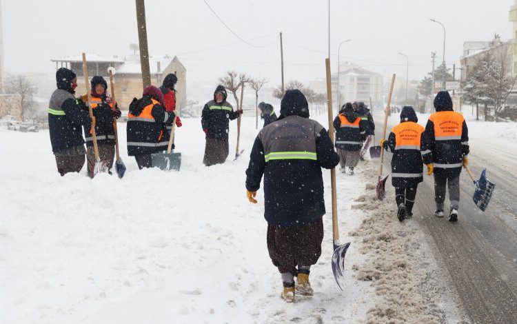 Nevşehir Belediye kar mesaisinde Nevşehir Belediye kar mesaisinde
