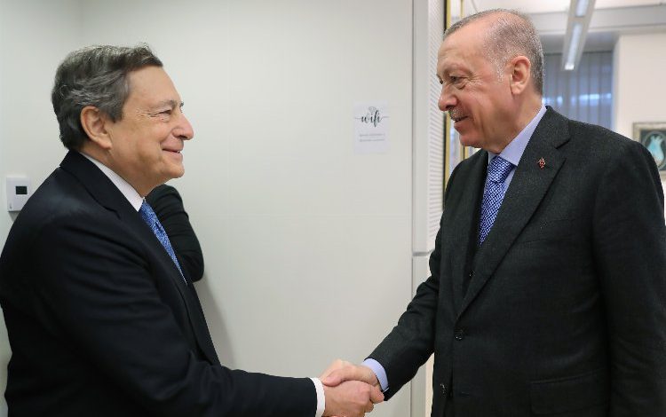 Cumhurbaşkanı Erdoğan, Draghi ile görüştü Cumhurbaşkanı Erdoğan, Draghi ile görüştü