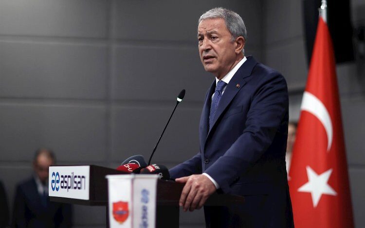 Bakan Akar’dan ASPİLSAN’da ‘yerli ve milli’ vurgusu Bakan Akar’dan ASPİLSAN’da ‘yerli ve milli’ vurgusu