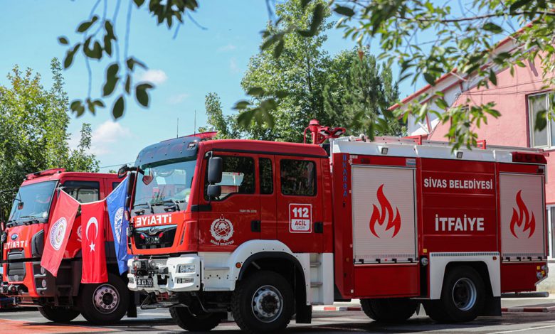 Sivas İtfaiyesi 2 aracı bünyesine kattı Sivas İtfaiyesi 2 aracı bünyesine kattı