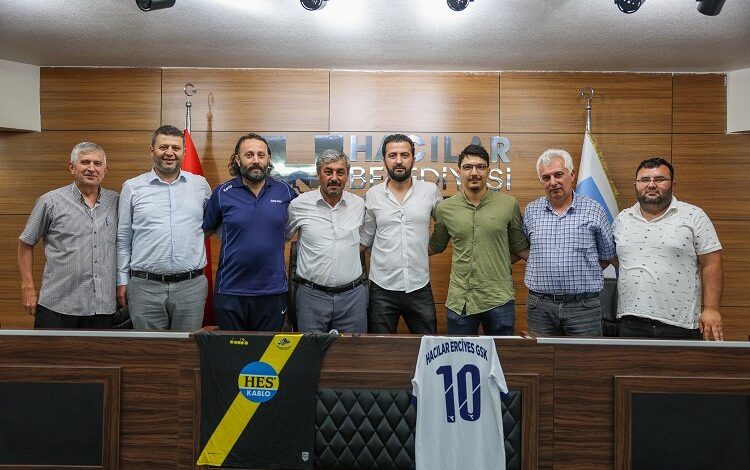Kayseri Hacılar Erciyesspor’da imzalar atıldı