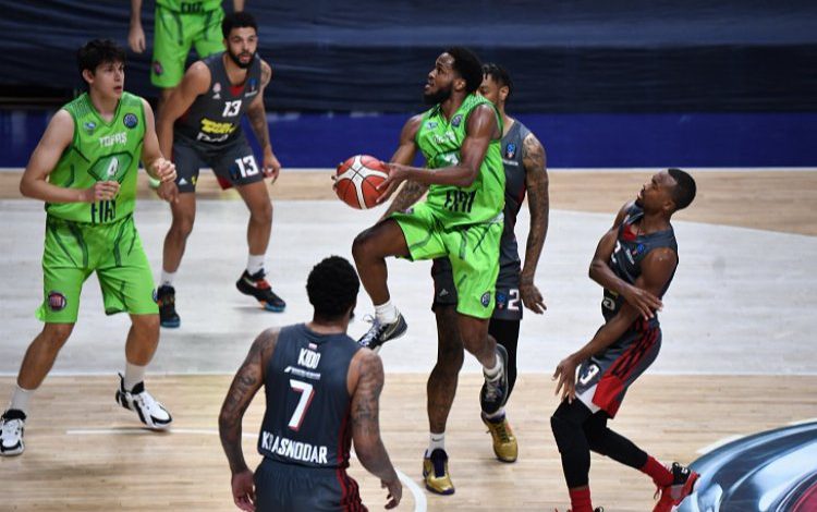 TOFAŞ, Lokomotiv Kuban’ı yendi