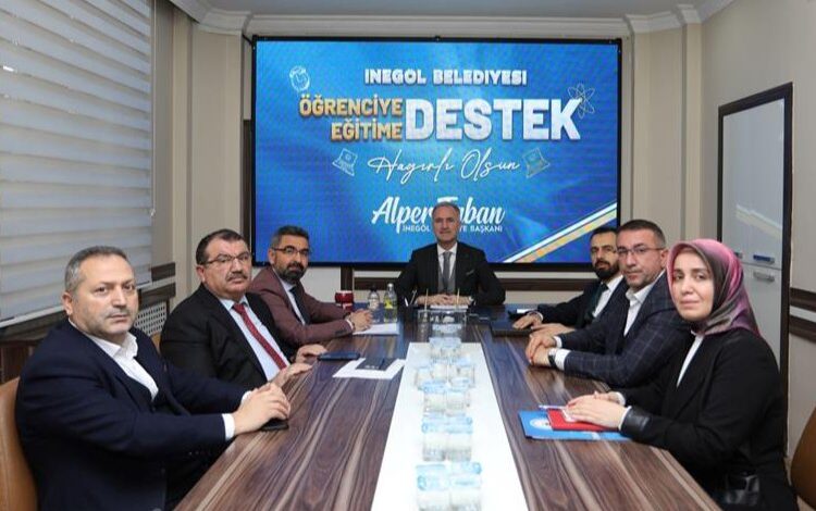 Bursa İnegöl’de bin öğrenciye 1,5 milyon TL eğitim yardımı