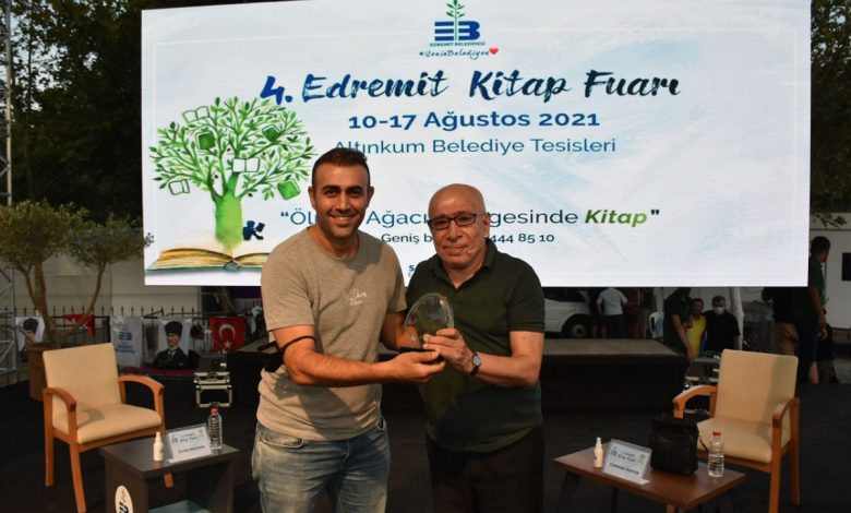 Edremit Kitap Fuarı devam ediyor