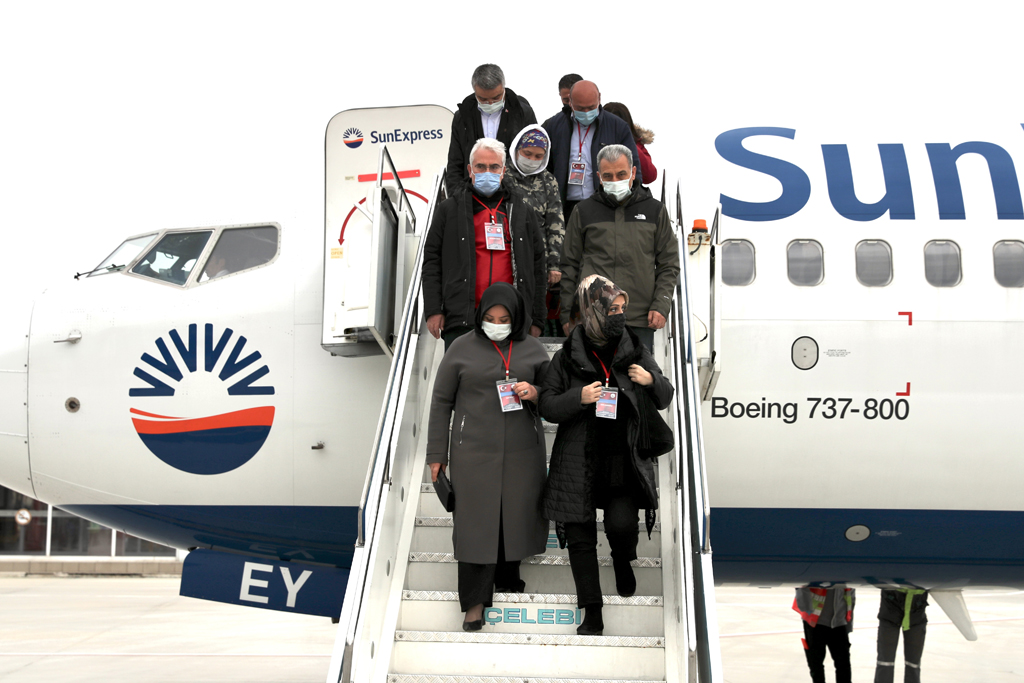 Sivas’ta şehit ve gazi ailelerine Çanakkale gezisi Sivas’ta şehit ve gazi ailelerine Çanakkale gezisi