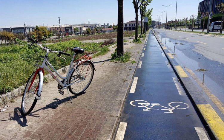 Sakarya’da bisiklet yolları sezona hazırlanıyor Sakarya’da bisiklet yolları sezona hazırlanıyor