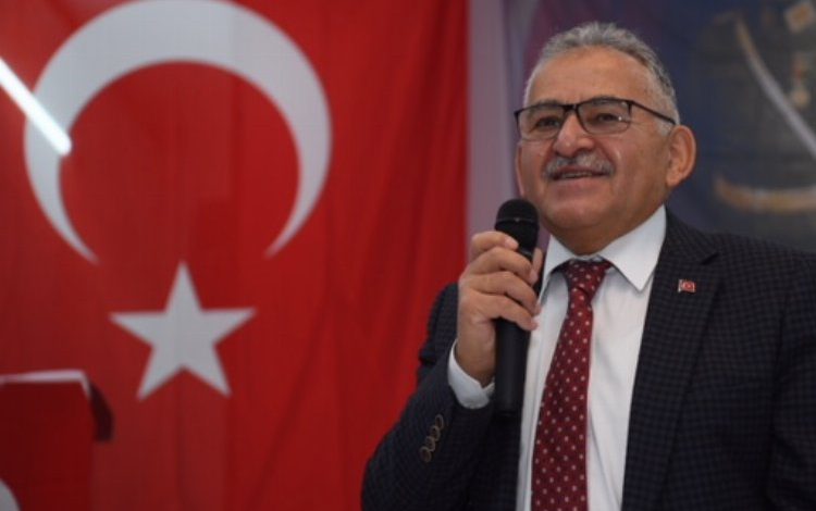 Memduh Büyükkılıç’tan ‘muhtar’lara özel mesai