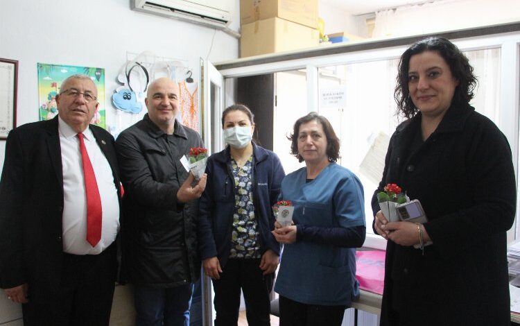 Başkan Erkiş sağlık emekçilerini unutmadı Başkan Erkiş sağlık emekçilerini unutmadı