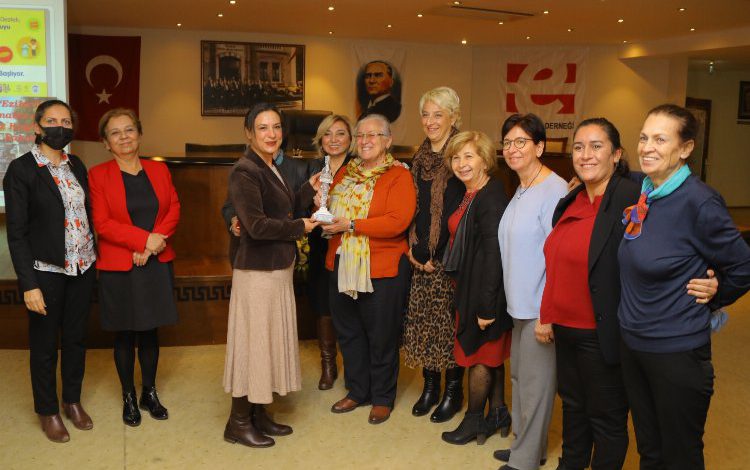 ‘Yerel yönetimde kadınları güçlü kılmak gerekir’ ‘Yerel yönetimde kadınları güçlü kılmak gerekir’