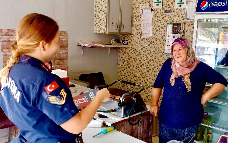 Edirne’de Jandarmadan kadına yönelik şiddetle mücadele farkındalığı