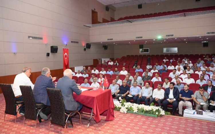 Memduh Büyükkılıç Develi’de muhtarlarla buluştu Memduh Büyükkılıç Develi’de muhtarlarla buluştu