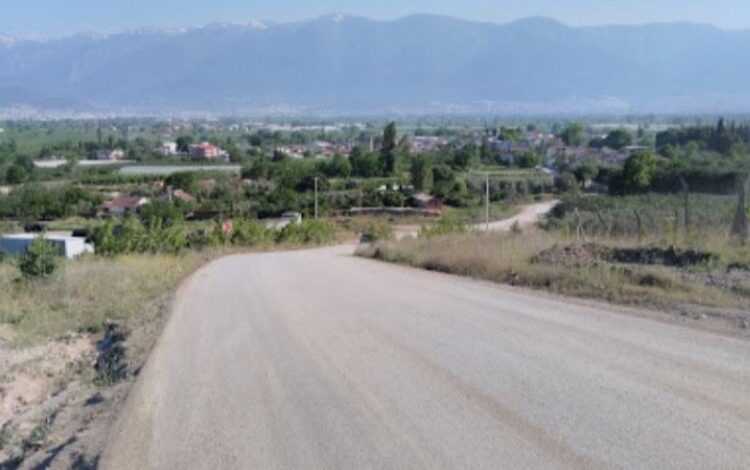 Bursa Gürsu’da bu mahallenin tek derdi yol!