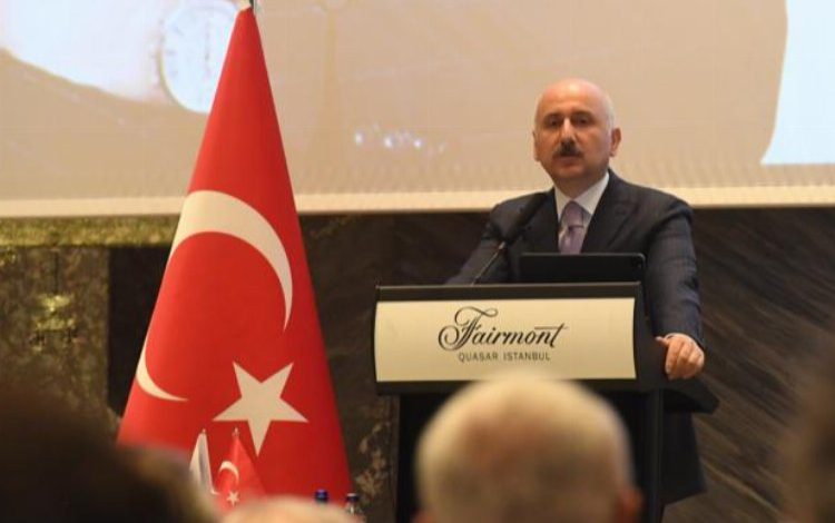 Bakan Karaismailoğlu: Ulaşım tüm sektörlerin dinamosu Bakan Karaismailoğlu: Ulaşım tüm sektörlerin dinamosu