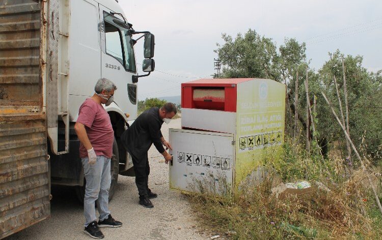 Efes Selçuk’ta zirai atıklara çevreye zararsız müdahale Efes Selçuk’ta zirai atıklara çevreye zararsız müdahale