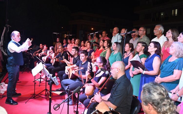 Karabağlarda yaz konserleri sürüyor