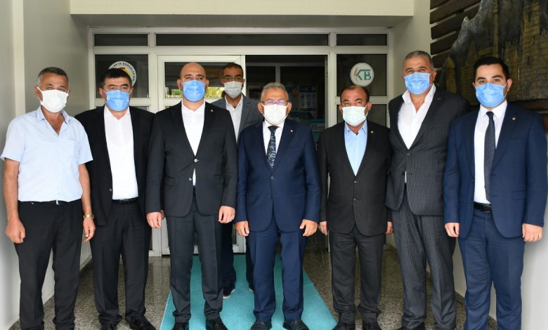 Kayseri Ticaret Borsası Memduh Büyükkılıç’ı ağırladı Kayseri Ticaret Borsası Memduh Büyükkılıç’ı ağırladı