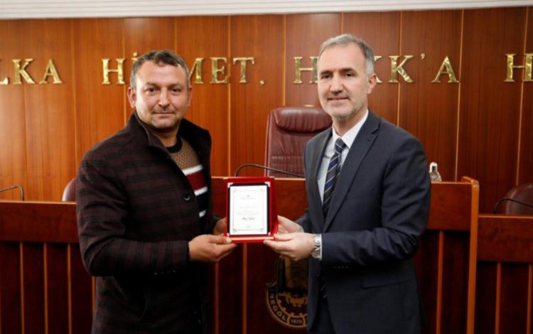 Bursa İnegöl Belediye Başkanı Taban, üreticileri ağırladı Bursa İnegöl Belediye Başkanı Taban, üreticileri ağırladı