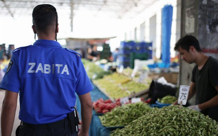 Kütahya’da zabıta ekiplerinden pazar denetimi