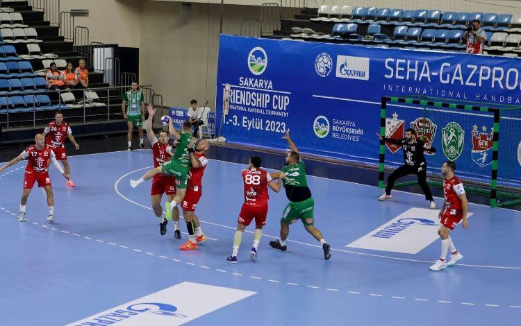 Uluslararası hentbol turnuvasında ilk gün geride kaldı