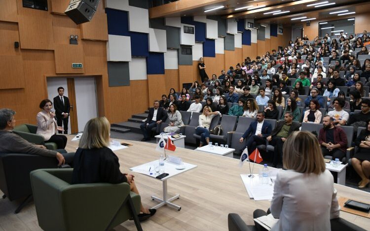 İzmir Karabağlar’da ‘kariyer’de üçüncü buluşma İzmir Karabağlar’da ‘kariyer’de üçüncü buluşma