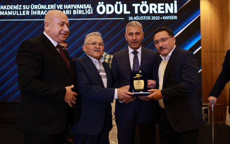 Tarın ve hayvancılığa Kayseri’den ‘büyük’ destek Tarın ve hayvancılığa Kayseri’den ‘büyük’ destek