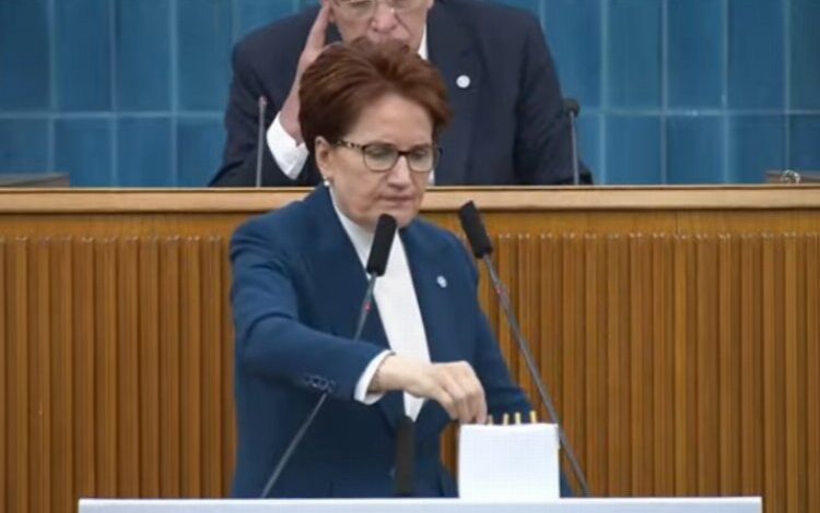 Meral Akşener kürsüdeki kurşunları yere attı! Söz istedi! Meral Akşener kürsüdeki kurşunları yere attı! Söz istedi!