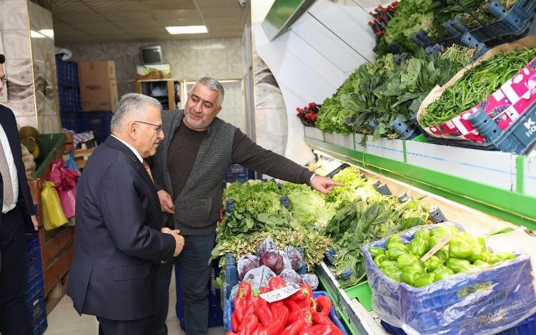 Kayseri’de kadın kooperatiflerine Büyükkılıç’tan ziyaret