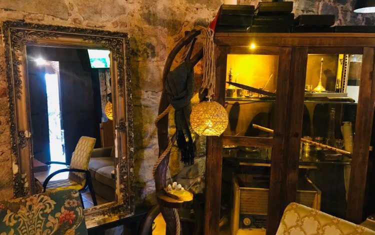 580 yıllık tarih kokan kafe