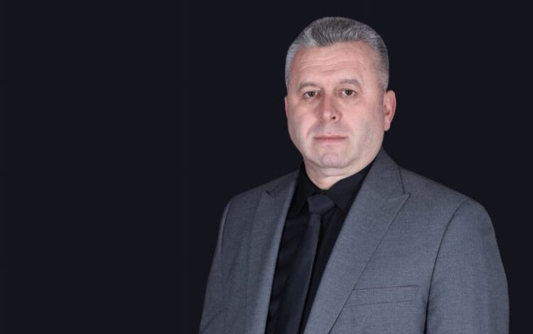 Prof. Dr. Yardımcıoğlu, depremzedeler için milletvekillerine seslendi Prof. Dr. Yardımcıoğlu, depremzedeler için milletvekillerine seslendi