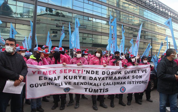 Yemek Sepeti çalışanları eylem yaptı Yemek Sepeti çalışanları eylem yaptı