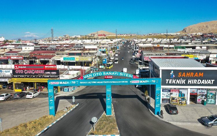 Sanayi esnafının asfalt sevinci Sanayi esnafının asfalt sevinci