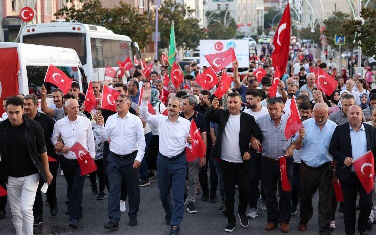 15 Temmuz kahramanları Çayırova’da anıldı
