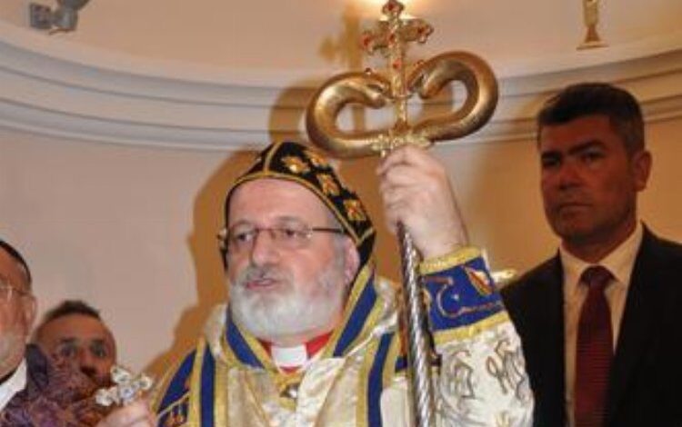 Süryani Metropolit Özmen’den “Kur’an Yakma” Olayına Kınama Süryani Metropolit Özmen’den “Kur’an Yakma” Olayına Kınama