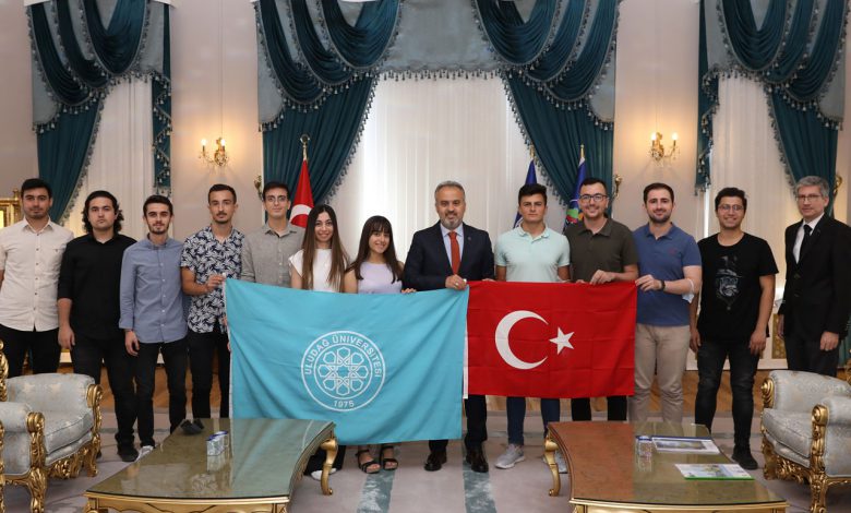 Büyükşehir desteğiyle Bursa’nın gururu oldular