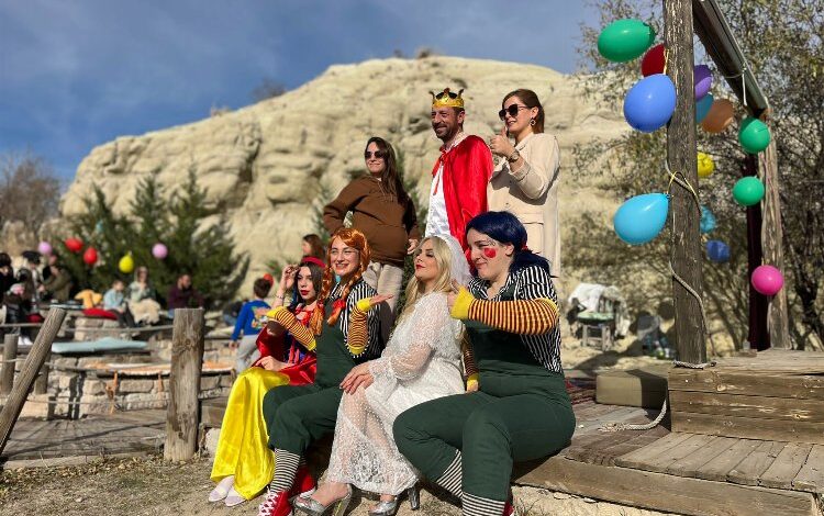 Nevşehir Belediyesi Şehir Tiyatrosu’ndan ‘özel’ gösteri