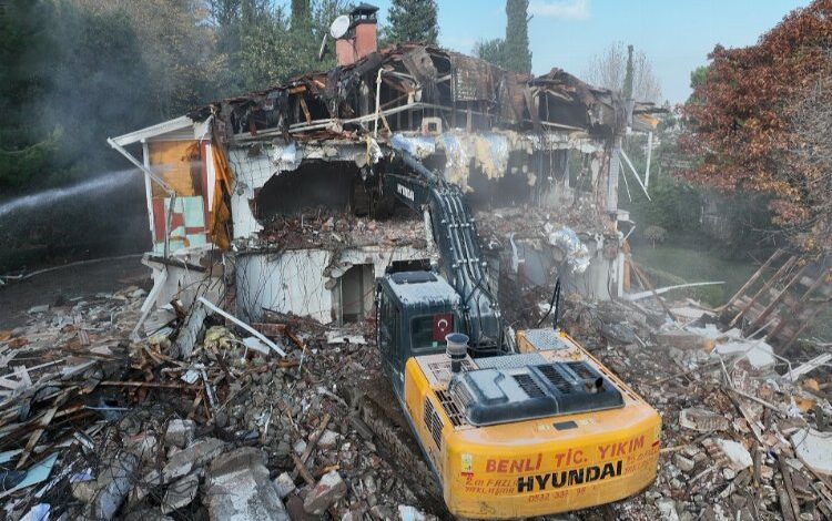 Bursa’da ‘Başkanlık Konutu’nda yıkım tamamlandı