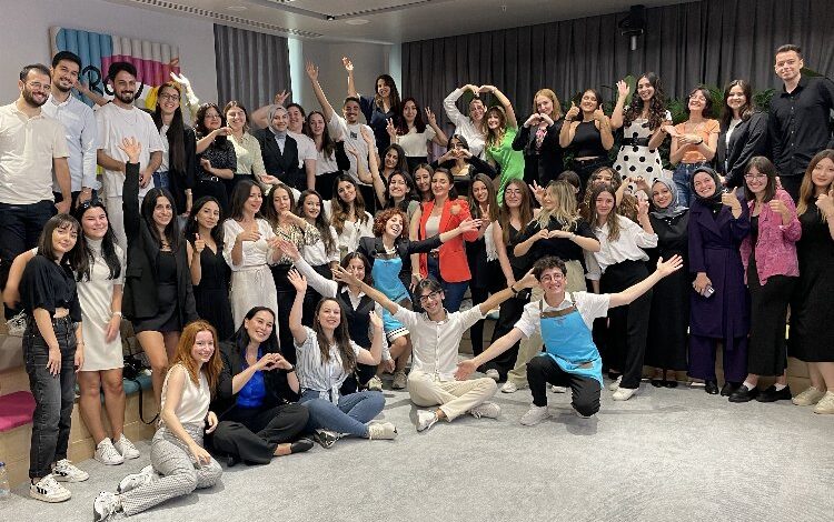 ‘İlk fırsatım’da 8’inci dönem başladı ‘İlk fırsatım’da 8’inci dönem başladı