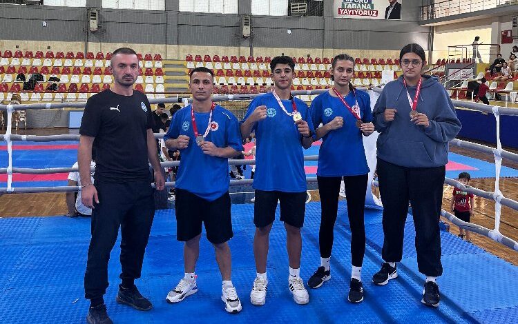 Çayırova sporcularından 4 madalya
