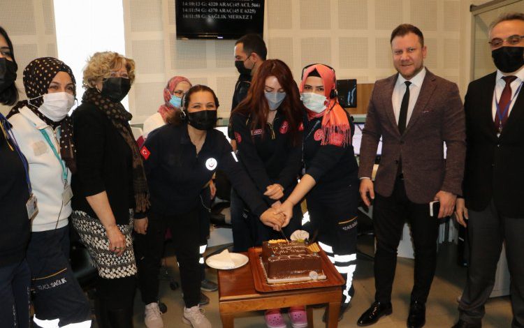 Manisa Büyükşehir, sağlık çalışanlarının Tıp Bayramı’nı kutladı Manisa Büyükşehir, sağlık çalışanlarının Tıp Bayramı’nı kutladı