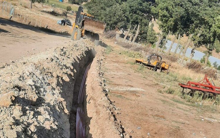 Manisa Gördes’te yer altı enerji nakil hattı çalışması