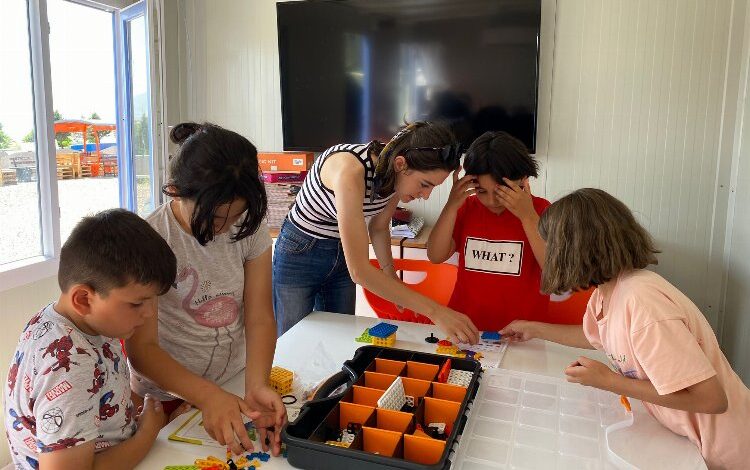 İzmit’ten depremzede çocuklara gezici eğitim programı